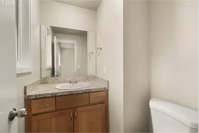 1570 James St, Woodburn, OR 97071 - Photo 48