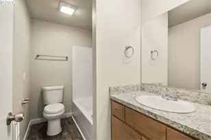 1570 James St, Woodburn, OR 97071 - Photo 34