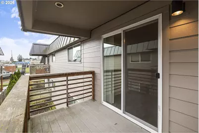 1570 James St, Woodburn, OR 97071 - Photo 30