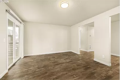 1570 James St, Woodburn, OR 97071 - Photo 26