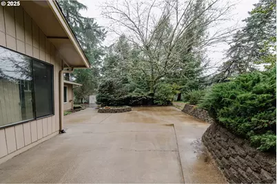 20180 NE Sunnycrest Rd, Newberg, OR 97132 - Photo 40