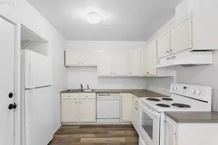 7733 NE Mason St, Portland, OR 97218 - Photo 8