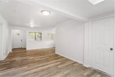 7733 NE Mason St, Portland, OR 97218 - Photo 6