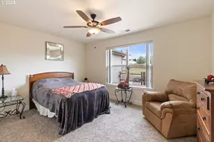 910 Swallow Ave, Sutherlin, OR 97479 - Photo 30