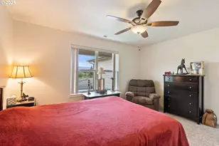 910 Swallow Ave, Sutherlin, OR 97479 - Photo 26