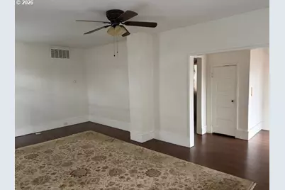 174 NE 4th Ave, Hillsboro, OR 97124 - Photo 8