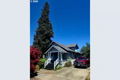 174 NE 4th Ave, Hillsboro, OR 97124 - Photo 2