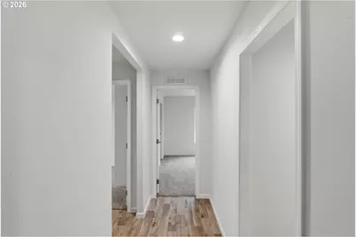 559 S Wall St, Coos Bay, OR 97420 - Photo 20