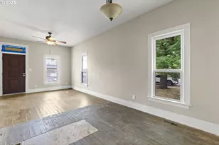 807 NE 74th Ave, Portland, OR 97213 - Photo 10