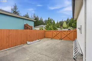 2145 Lynne Dr, North Bend, OR 97459 - Photo 42