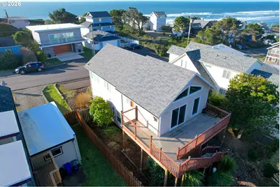 634 SW Ebb Ave, Lincoln City, OR 97367 - Photo 6