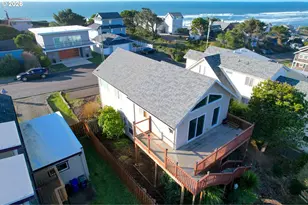 634 SW Ebb Ave, Lincoln City, OR 97367 - Photo 6