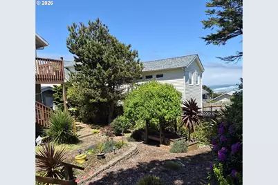 634 SW Ebb Ave, Lincoln City, OR 97367 - Photo 44