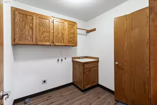 2730 NE Roberts Ave, Gresham, OR 97030 - Photo 32