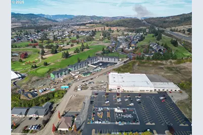 324 Dakota St, Sutherlin, OR 97479 - Photo 8