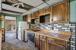 308 Helweg Rd, Winston, OR 97496 - Photo 12