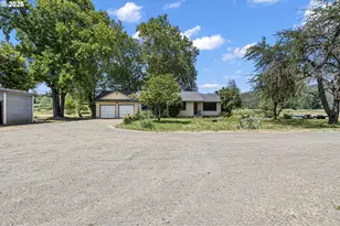 308 Helweg Rd, Winston, OR 97496 - Photo 38