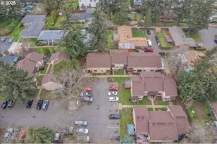 13145 SE Division St, Portland, OR 97236 - Photo 26