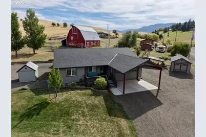 503 S Holmes St, Wallowa, OR 97885 - Photo 2