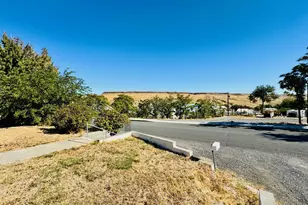 1275 W 1st St, Arlington, OR 97812 - Photo 4