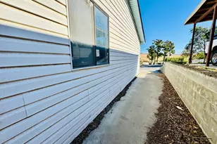 1275 W 1st St, Arlington, OR 97812 - Photo 6