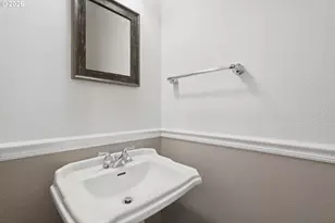 6208 NE Chestnut St, Hillsboro, OR 97124 - Photo 10