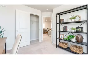 9348 SE Crystal Rose St, Happy Valley, OR 97086 - Photo 14