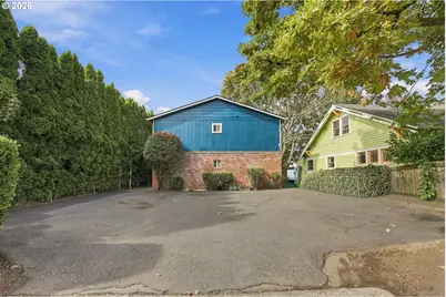 2121 SE 50th Ave, Portland, OR 97215 - Photo 8