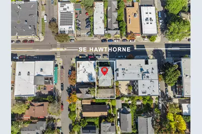 4320 SE Hawthorne Blvd, Portland, OR 97215 - Photo 4