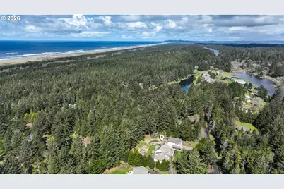 1471 SW Pine Dr, Warrenton, OR 97146 - Photo 4