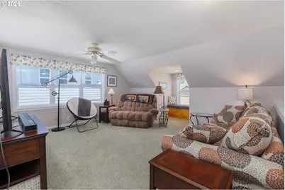 9235 Trout Pl, Gleneden Beach, OR 97388 - Photo 14