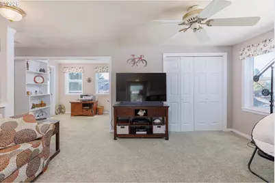 9235 Trout Pl, Gleneden Beach, OR 97388 - Photo 16