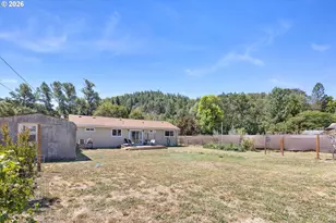 528 Buckhorn Rd, Roseburg, OR 97470 - Photo 6