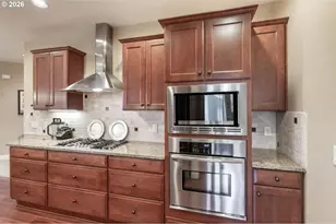 3640 SW Baird St, Portland, OR 97219 - Photo 12