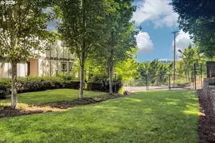 3640 SW Baird St, Portland, OR 97219 - Photo 40