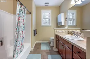 3640 SW Baird St, Portland, OR 97219 - Photo 24