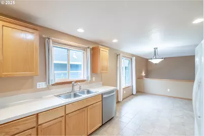 3419 N Knoll Dr, Newberg, OR 97132 - Photo 16