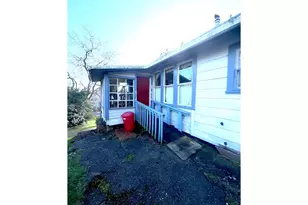 110 Driftwood Ave, Garibaldi, OR 97118 - Photo 4