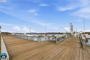 2061 Juniper Ave, Coos Bay, OR 97420 - Photo 28