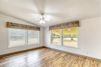 75055 W Oregon Ln, Irrigon, OR 97844 - Photo 10