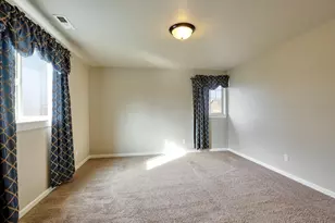 574 Prairie St, Woodburn, OR 97071 - Photo 34