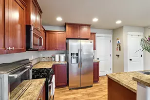 574 Prairie St, Woodburn, OR 97071 - Photo 30