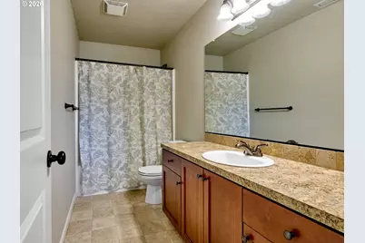 574 Prairie St, Woodburn, OR 97071 - Photo 44