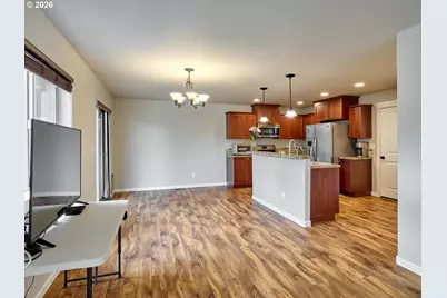 574 Prairie St, Woodburn, OR 97071 - Photo 22