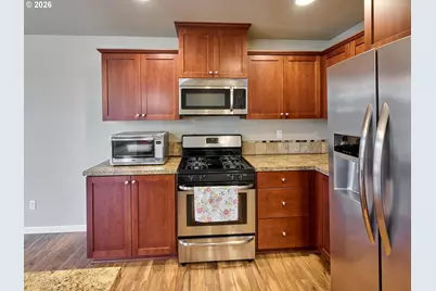 574 Prairie St, Woodburn, OR 97071 - Photo 28