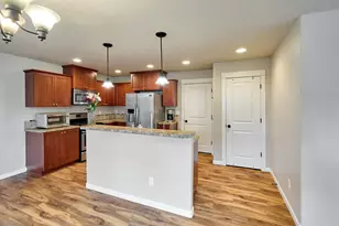 574 Prairie St, Woodburn, OR 97071 - Photo 24