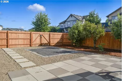 574 Prairie St, Woodburn, OR 97071 - Photo 4