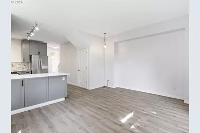 8526 N Haven Ave, Portland, OR 97203 - Photo 12