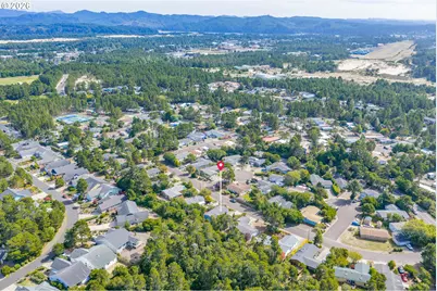 1537 N Siano Loop, Florence, OR 97439 - Photo 36