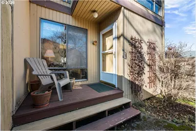 1655 NW Lakeway Ln, Beaverton, OR 97006 - Photo 4